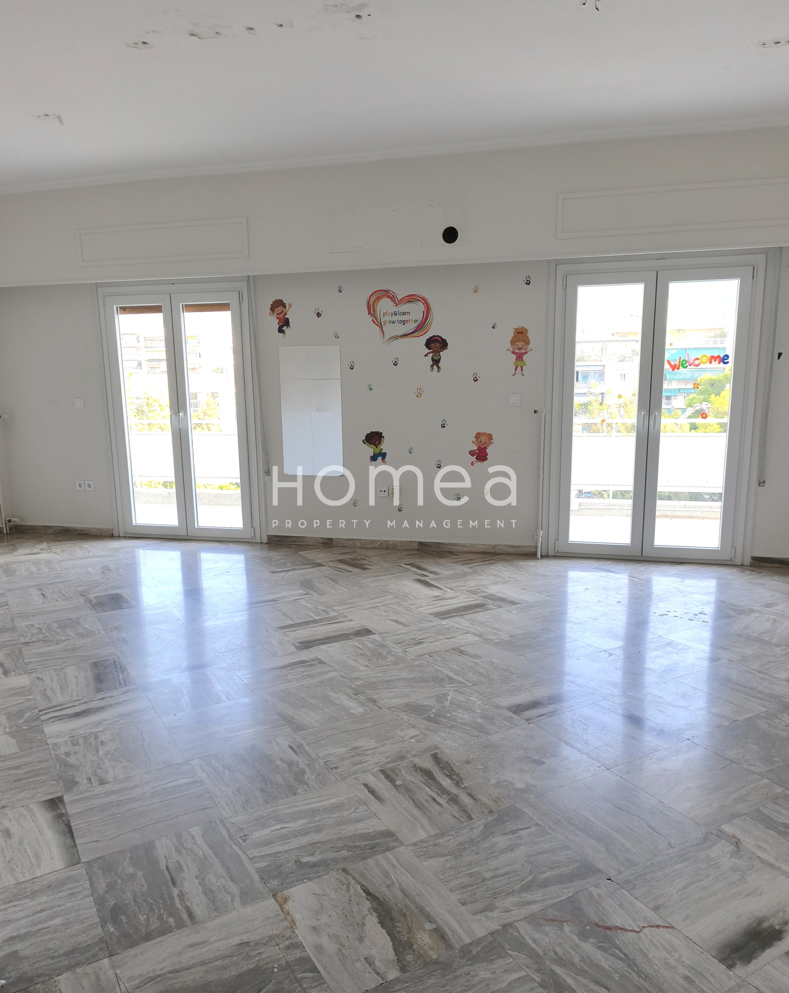 property-img
